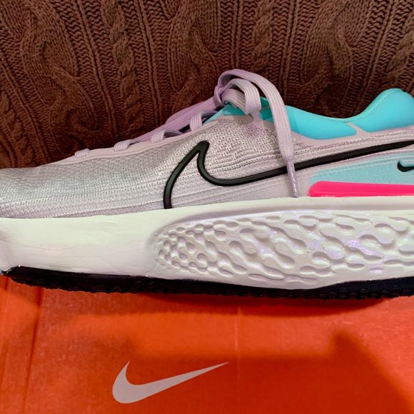 Nike ZOOMXInvincible Run FK - Picture 5 of 6